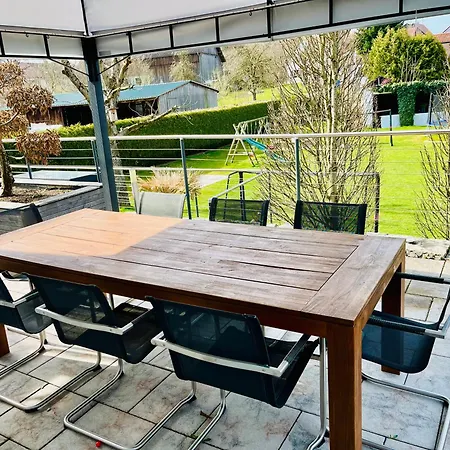 Apartmán Auszeit Im Gruenen, Ideal Fuer Ausfluege Ins Legoland, Allgaeu Oder Skylinepark
